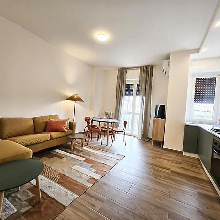 Hbhall Linate Apartment Milano Esterno foto