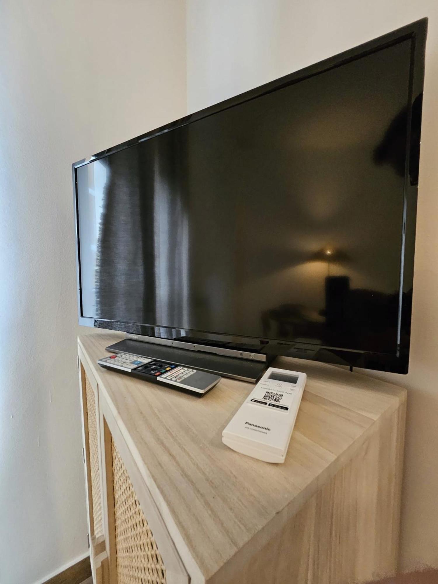 Hbhall Linate Apartment Milano Esterno foto